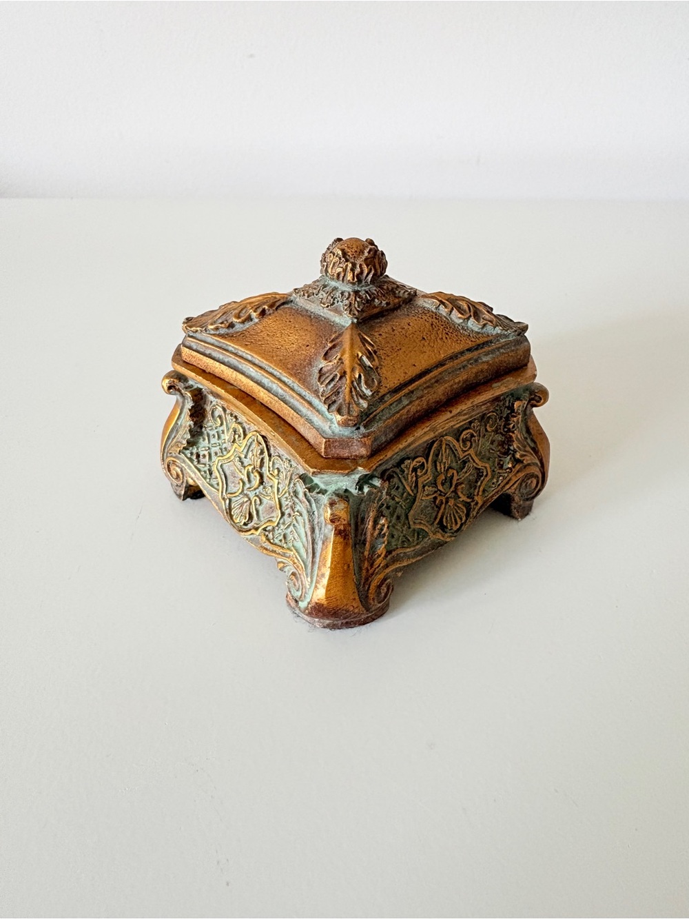 Vintage Hollywood Regency Jewelry Box Trinket Box With Lid 3x3